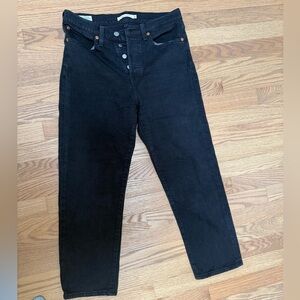 Levi’s Wedgie Straight Black High-Rise Women's Jeans 28